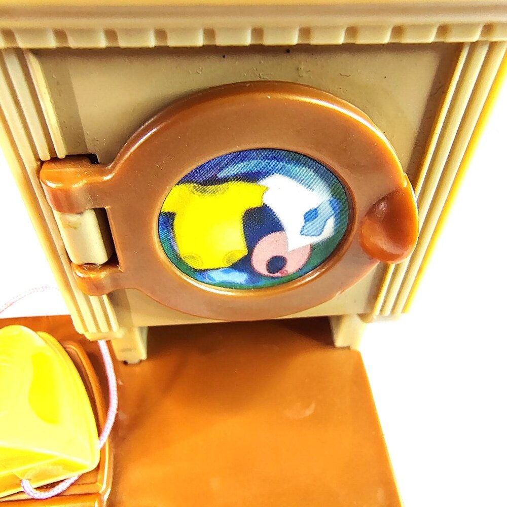 Fisher-Price My Loving Family Dollhouse Chair & Laundry Set & Washer/Dryer 2005 - Picture 11 of 13